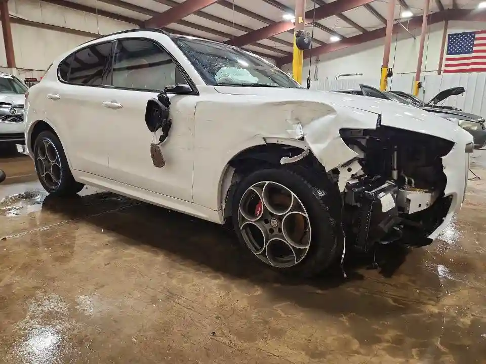 ZASPAKAN6L7C96064 2020 ALFA ROMEO STELVIO-3