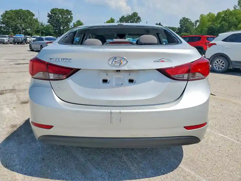 5NPDH4AE2FH571397 2015 HYUNDAI ELANTRA-5