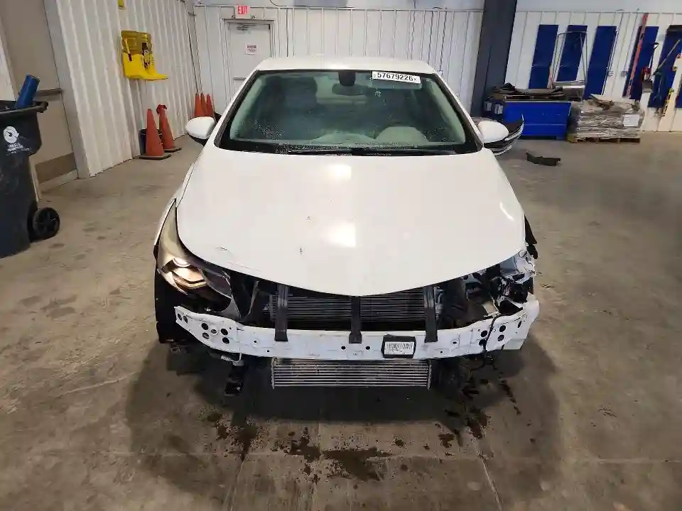 1G1BF5SM9J7127111 2018 CHEVROLET CRUZE-4