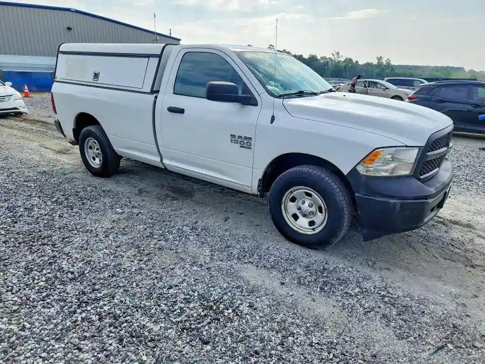 3C6JR7DG6KG600005 2019 RAM 1500-3