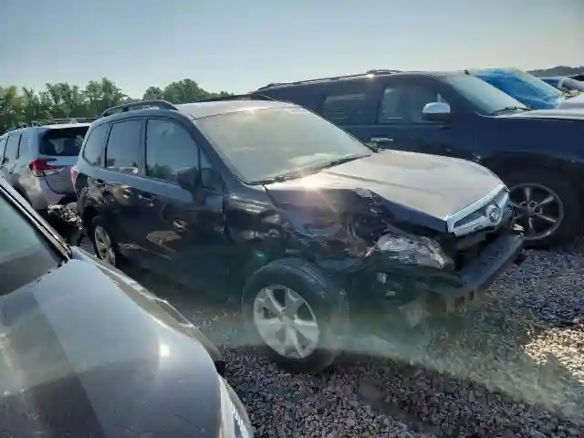 JF2SJAFC9GH476824 2016 SUBARU FORESTER-3