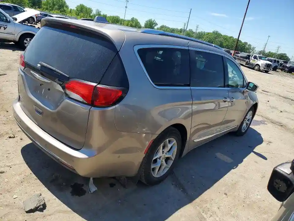 2C4RC1EG5HR695605 2017 CHRYSLER PACIFICA-2
