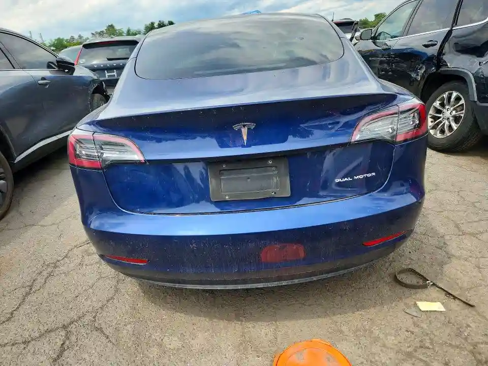 5YJ3E1EB5MF981335 2021 TESLA MODEL 3-5