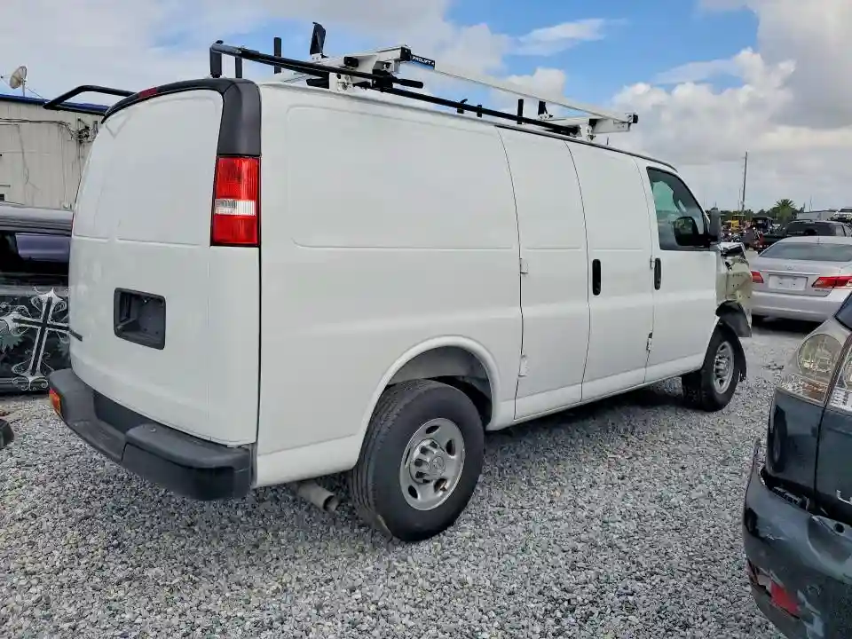 1GCWGAFP3S1149984 2025 CHEVROLET EXPRESS-2