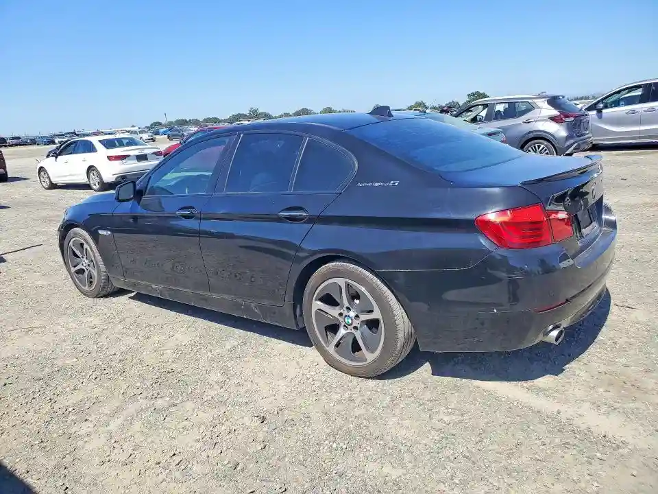 WBAFZ9C58CC751746 2012 BMW 5 SERIES-1