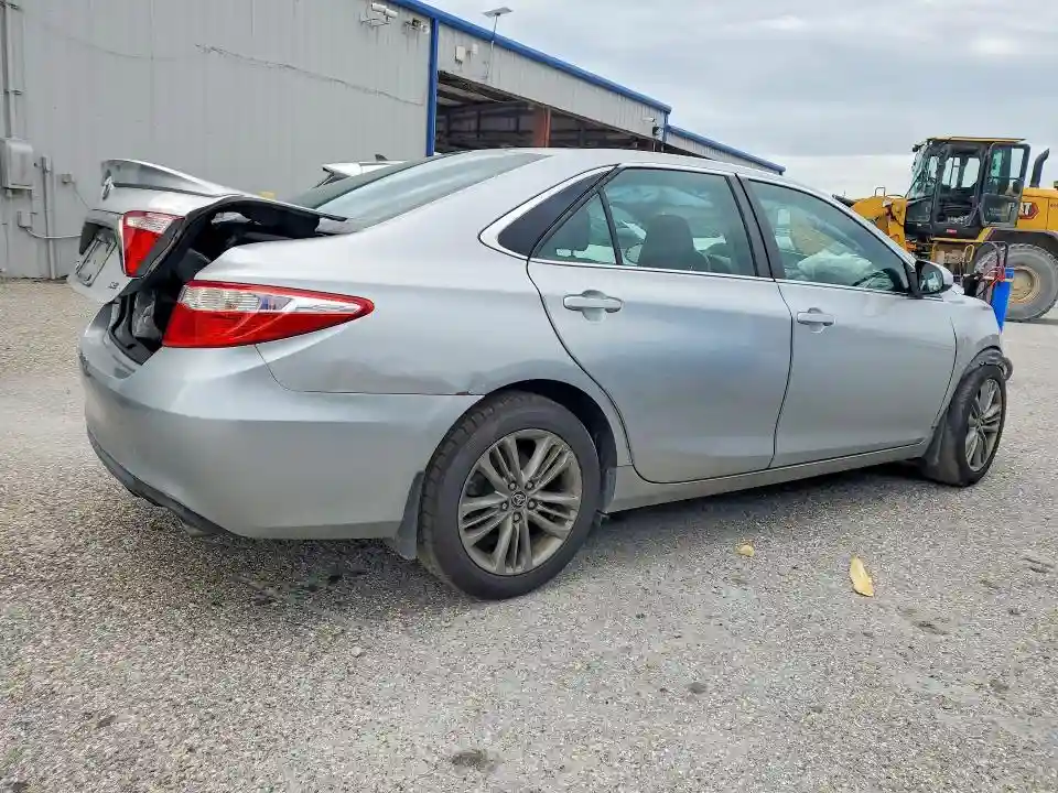 4T1BF1FK6FU975993 2015 TOYOTA CAMRY-2