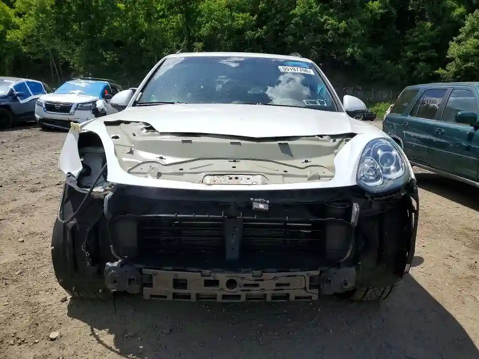 WP1AA2A29HKA82659 2017 PORSCHE CAYENNE-4