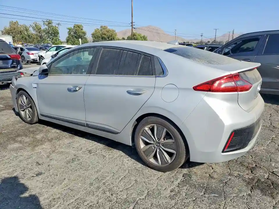 KMHC05LC9JU073812 2018 HYUNDAI IONIQ-1