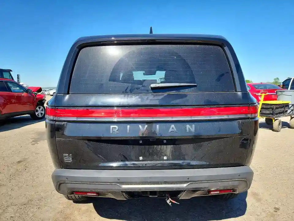 7PDSGBBA6SN063849 2025 RIVIAN RIS-5