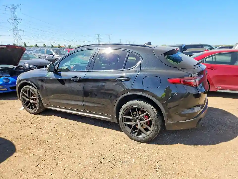 ZASPAKAN0L7C87098 2020 ALFA ROMEO STELVIO-1