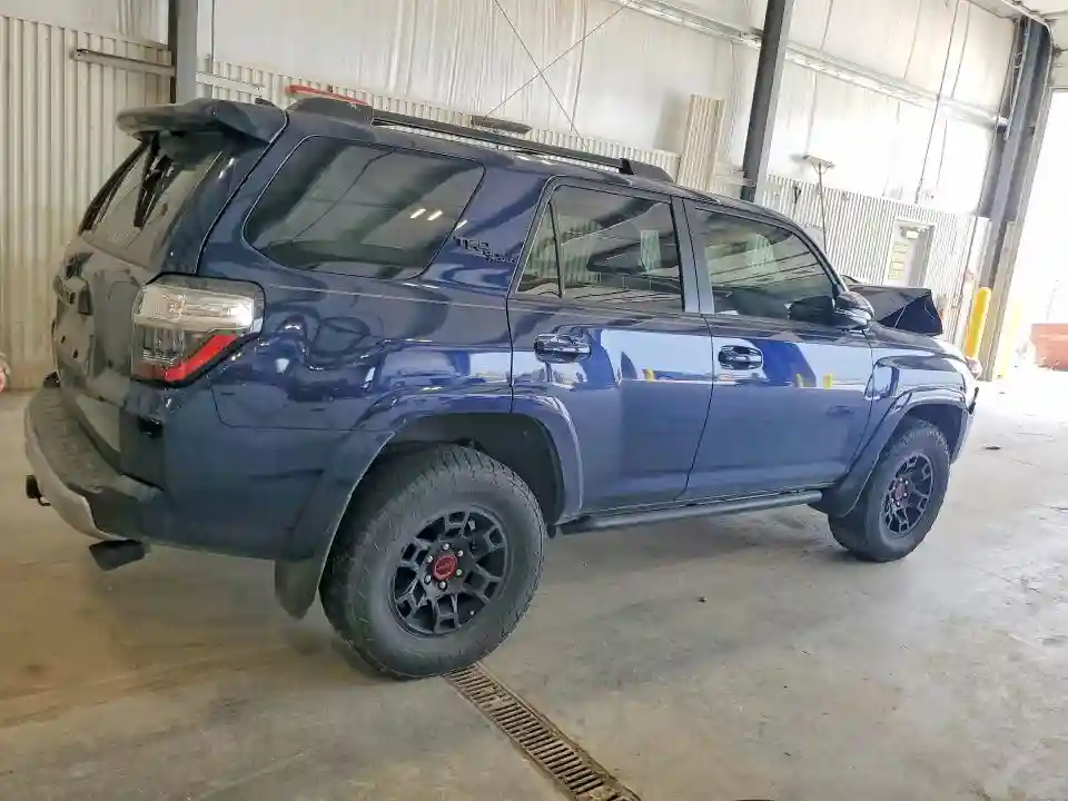 JTERU5JR6R6270832 2024 TOYOTA 4RUNNER-2
