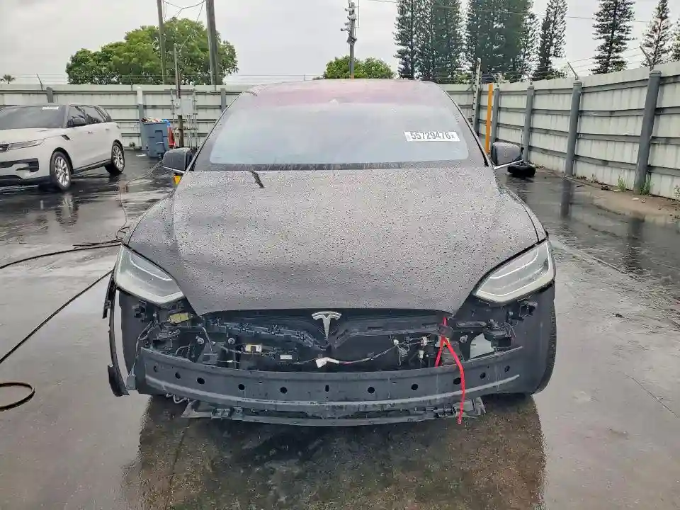 5YJXCAE43GF003686 2016 TESLA MODEL X-4