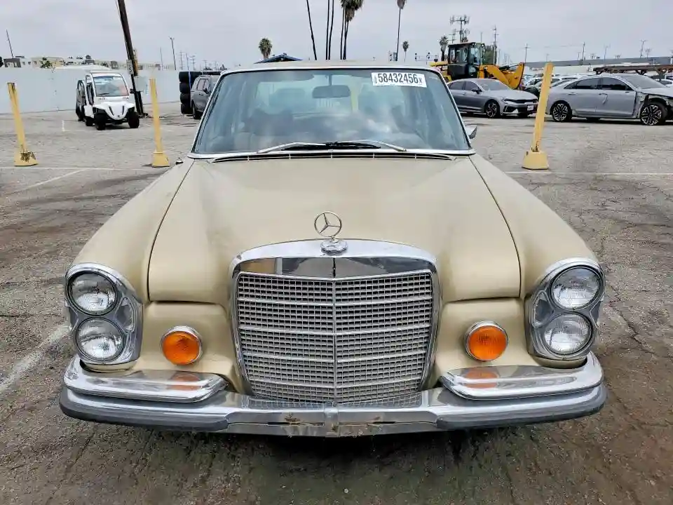 10801812075800 1971 MERCEDES-BENZ 280-4