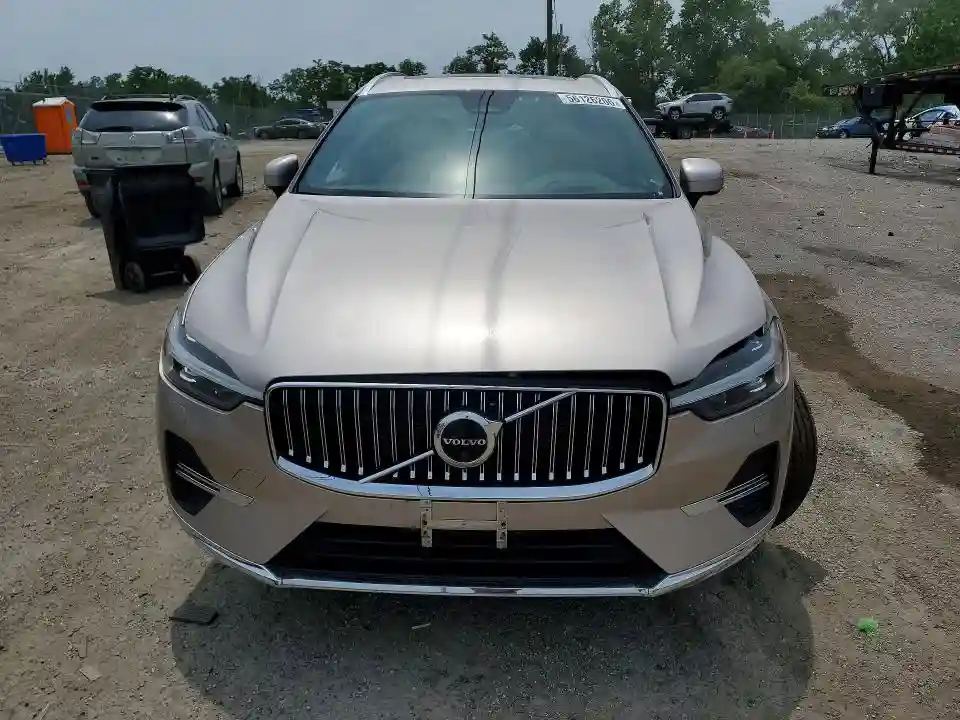 YV4L12RAXP1274017 2023 VOLVO XC60-4