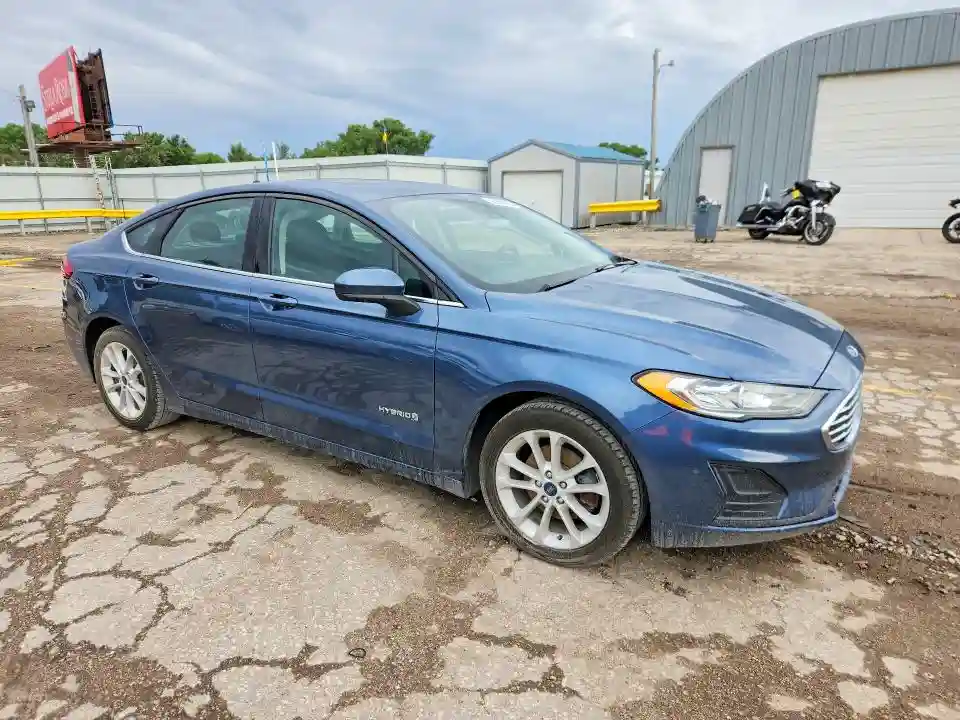 3FA6P0LU3KR130884 2019 FORD FUSION-3