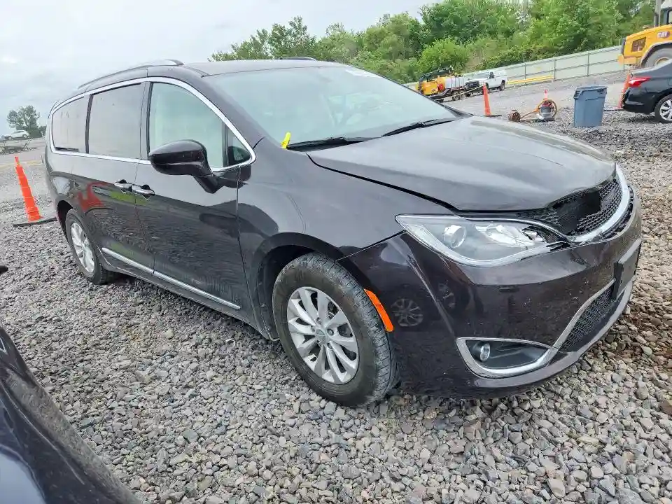 2C4RC1BG9JR131126 2018 CHRYSLER PACIFICA-3