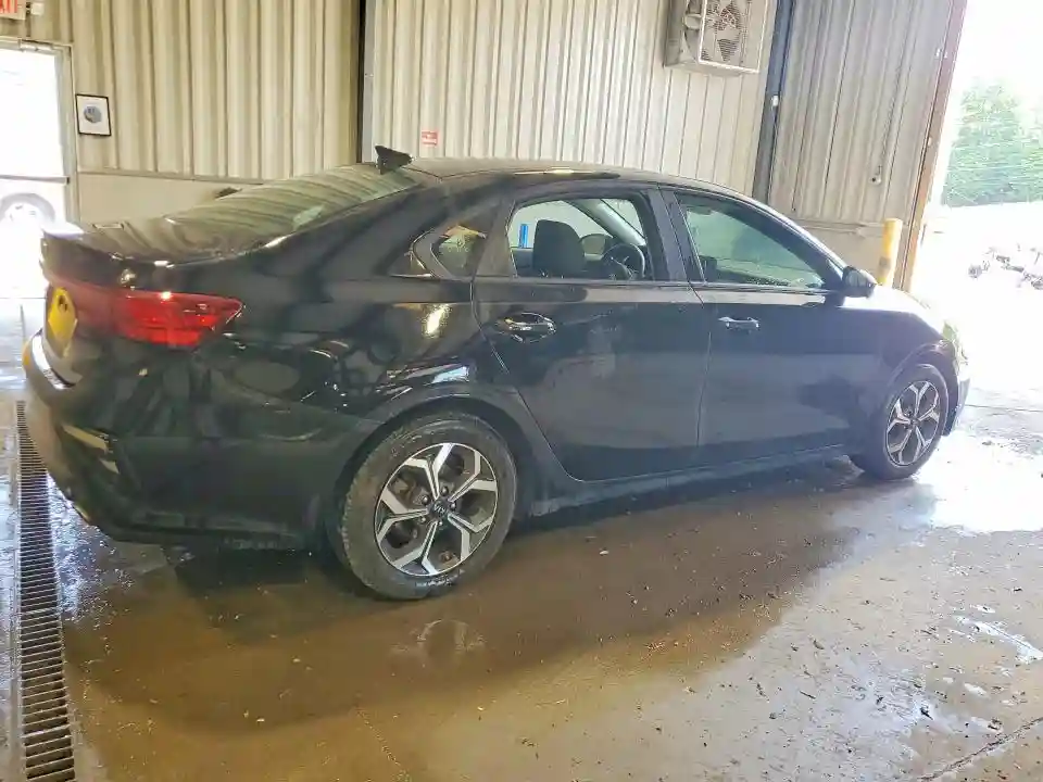 3KPF24AD9KE087906 2019 KIA FORTE LXS-2