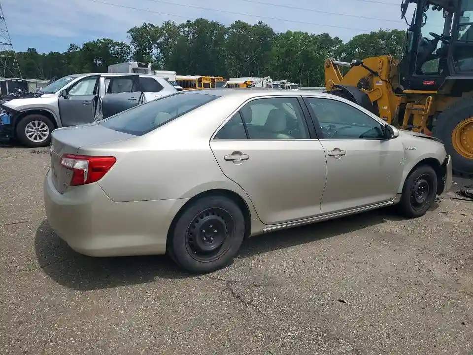 4T1BD1FK7EU099245 2014 TOYOTA CAMRY SOLA-2