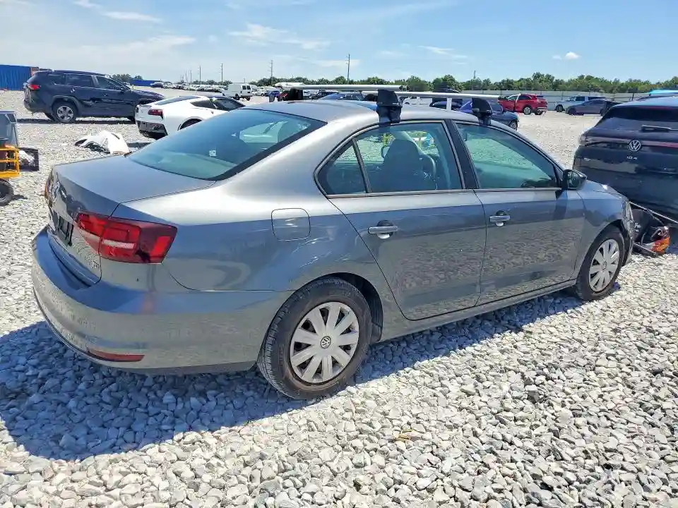 3VW267AJ4GM219975 2016 VOLKSWAGEN JETTA-2