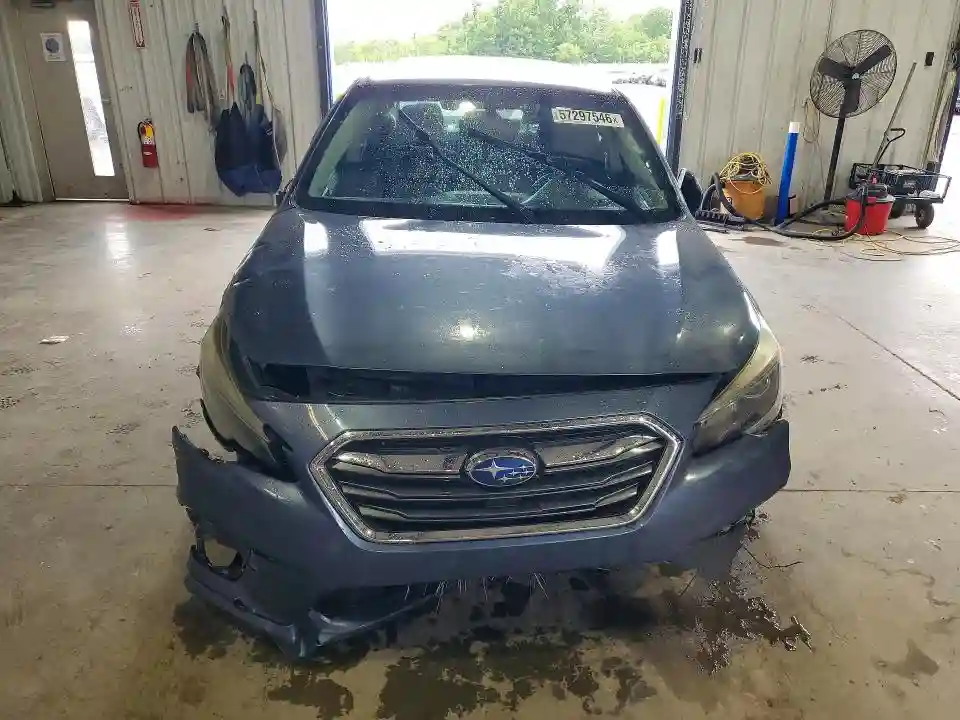 4S3BNAH60J3008883 2018 SUBARU LEGACY-4