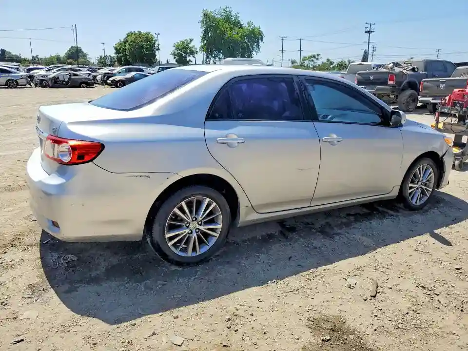 2T1BU4EE0BC586992 2011 TOYOTA COROLLA-2