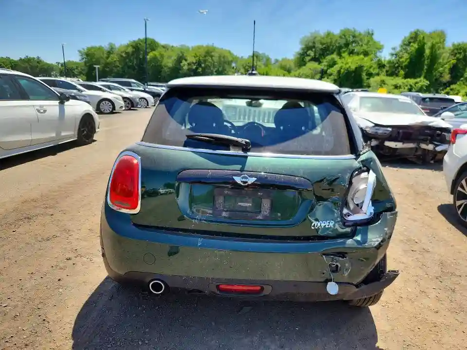 WMWXP5C59J3D02062 2018 MINI COOPER-5