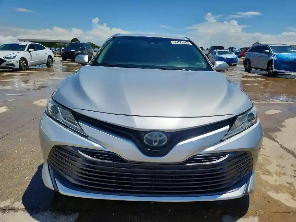 4T1B21HK9JU501585 2018 TOYOTA CAMRY SOLA-4