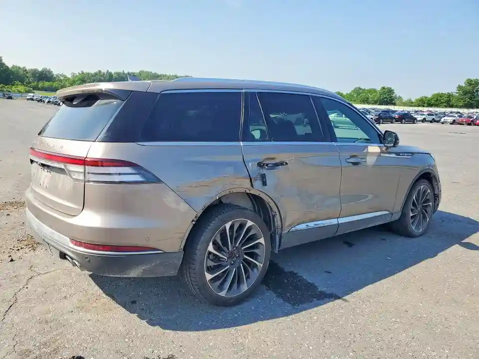5LM5J7XCXLGL25318 2020 LINCOLN AVIATOR-2