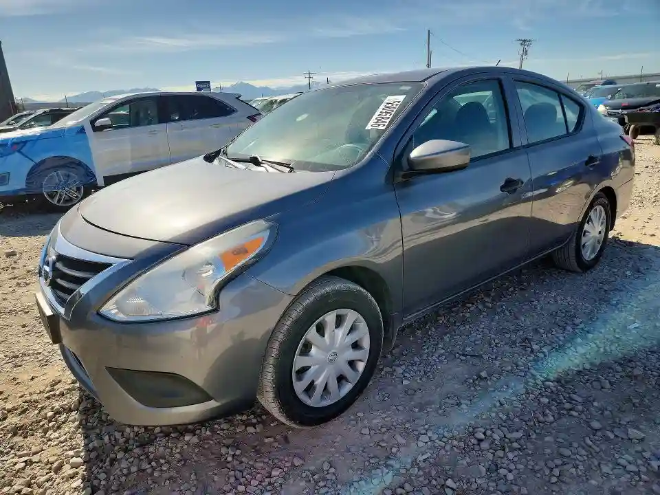 3N1CN7AP2JL854367 2018 NISSAN VERSA-0