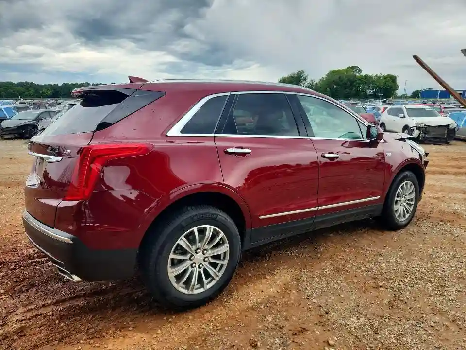1GYKNCRS6JZ202218 2018 CADILLAC XT5-2
