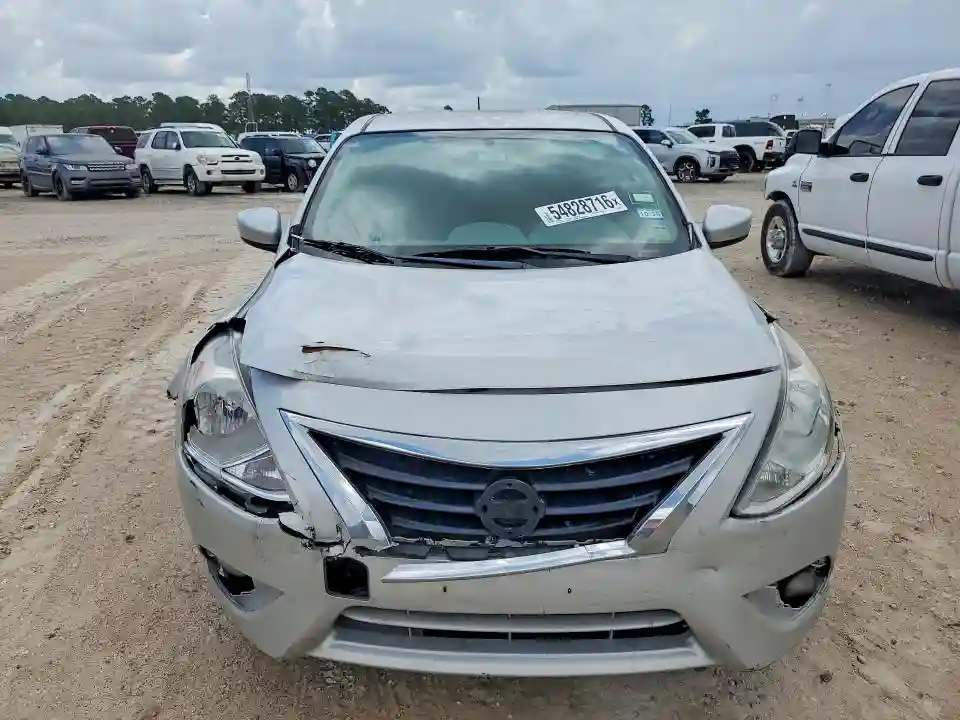 3N1CN7APXKL823854 2019 NISSAN VERSA-4