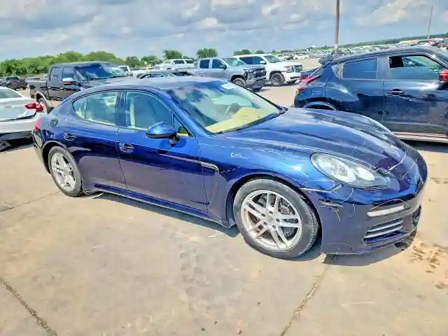 WP0AA2A70EL005200 2014 PORSCHE PANAMERA-3