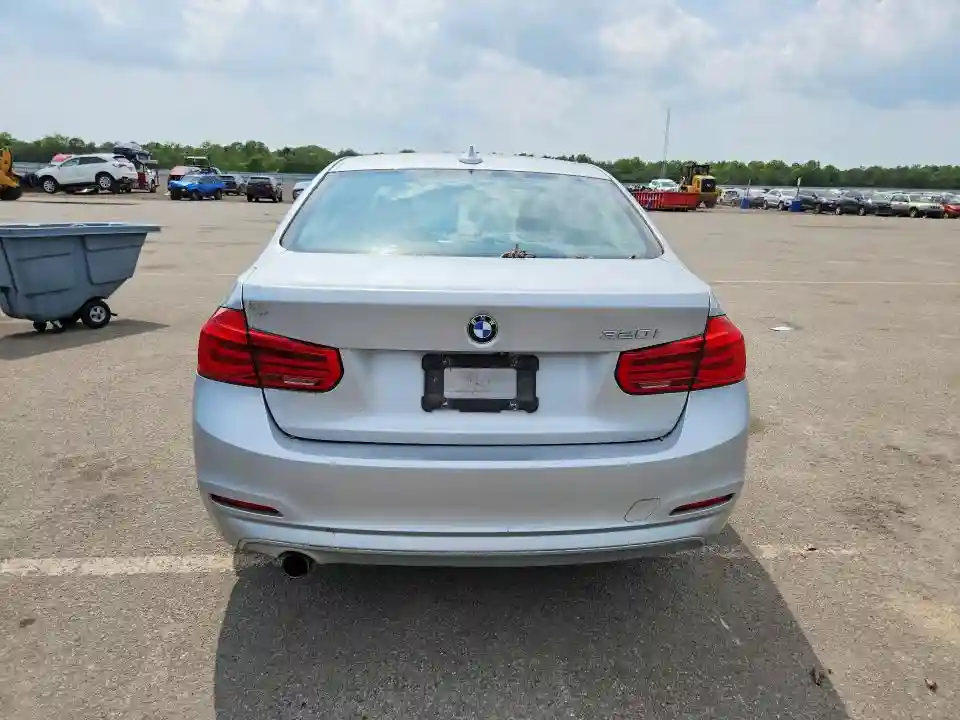 WBA8A3C51JA499795 2018 BMW 3 SERIES-5