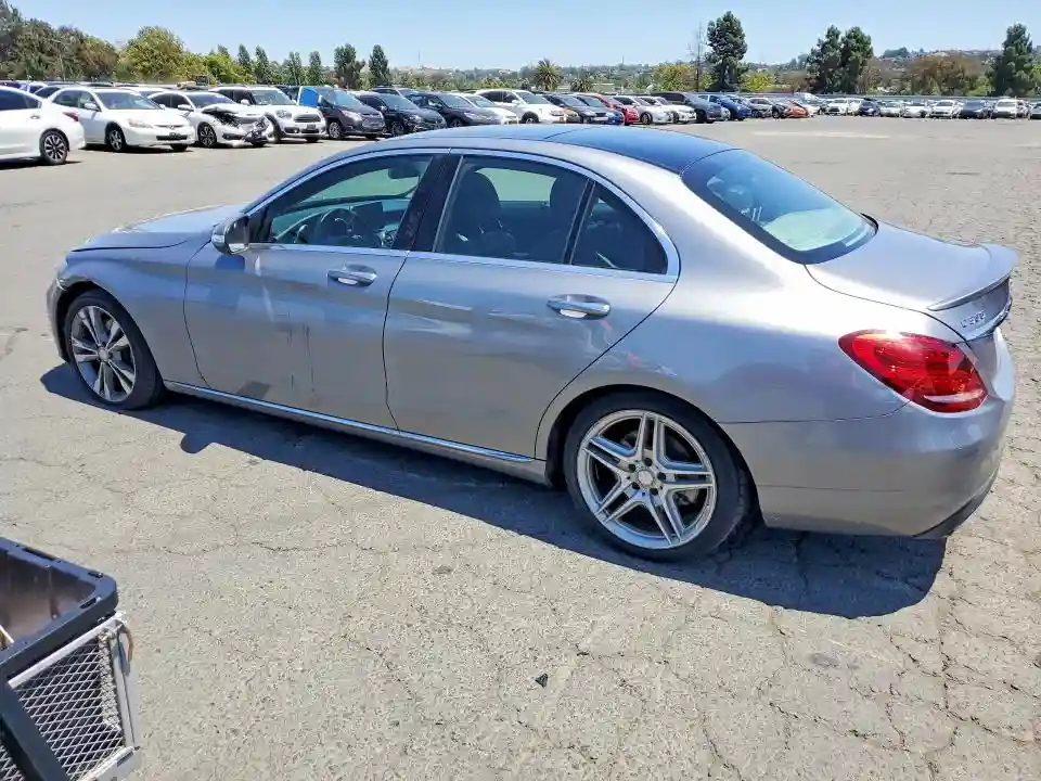 55SWF4JB3FU065661 2015 MERCEDES-BENZ C-CLASS-1