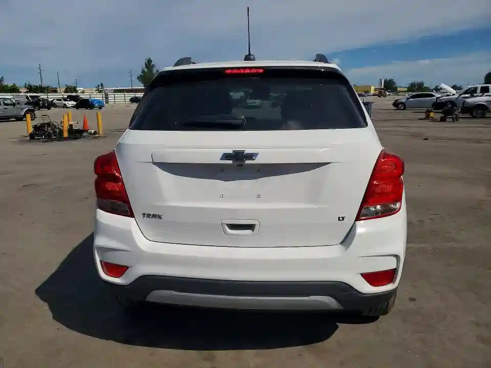 3GNCJLSB4KL401641 2019 CHEVROLET TRAX-5