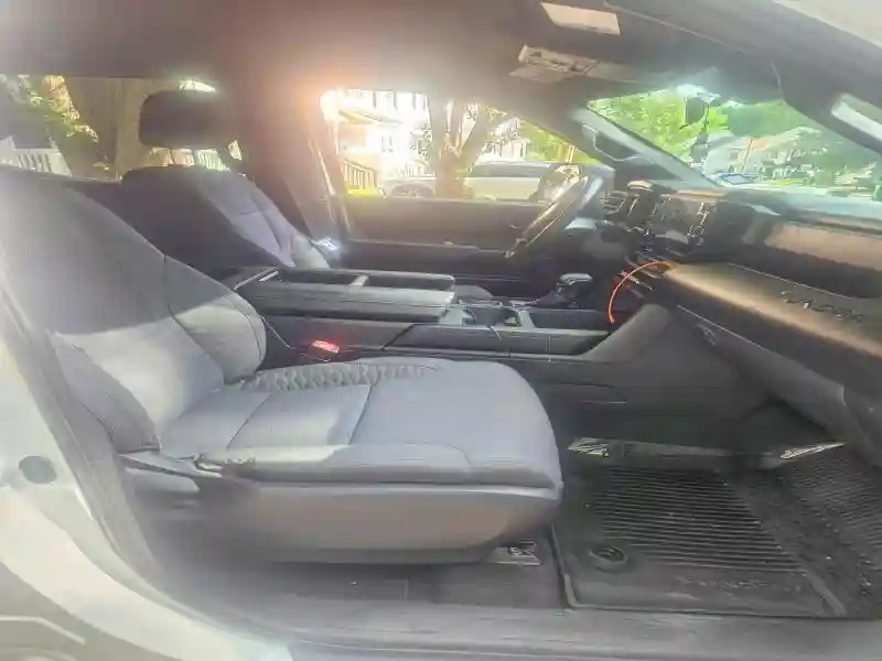 5TFKB5AB9SX047960 2025 TOYOTA TUNDRA-4