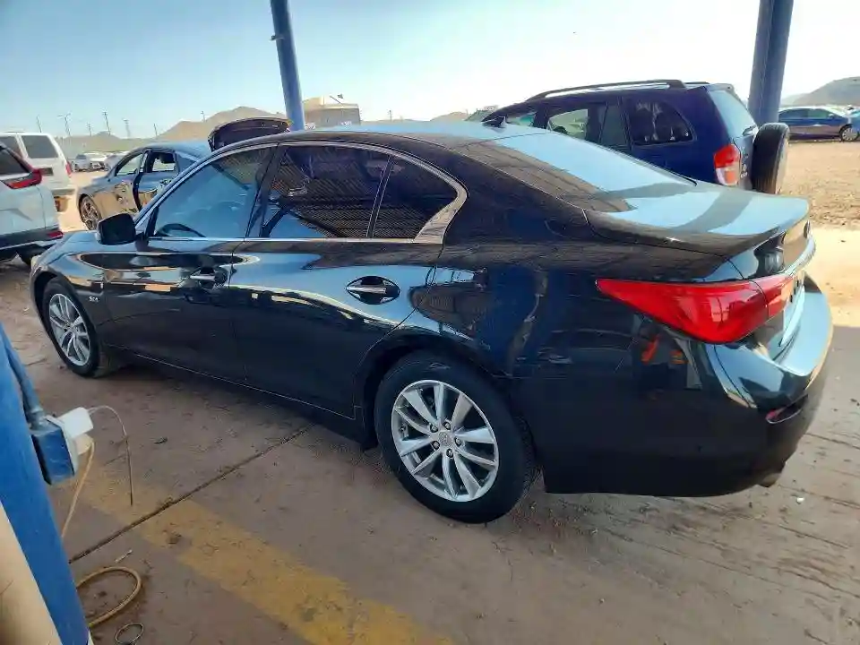 JN1EV7AP5HM740016 2017 INFINITI Q50-1