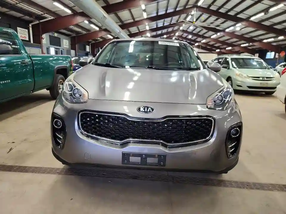 KNDPMCAC1J7359511 2018 KIA SPORTAGE-4