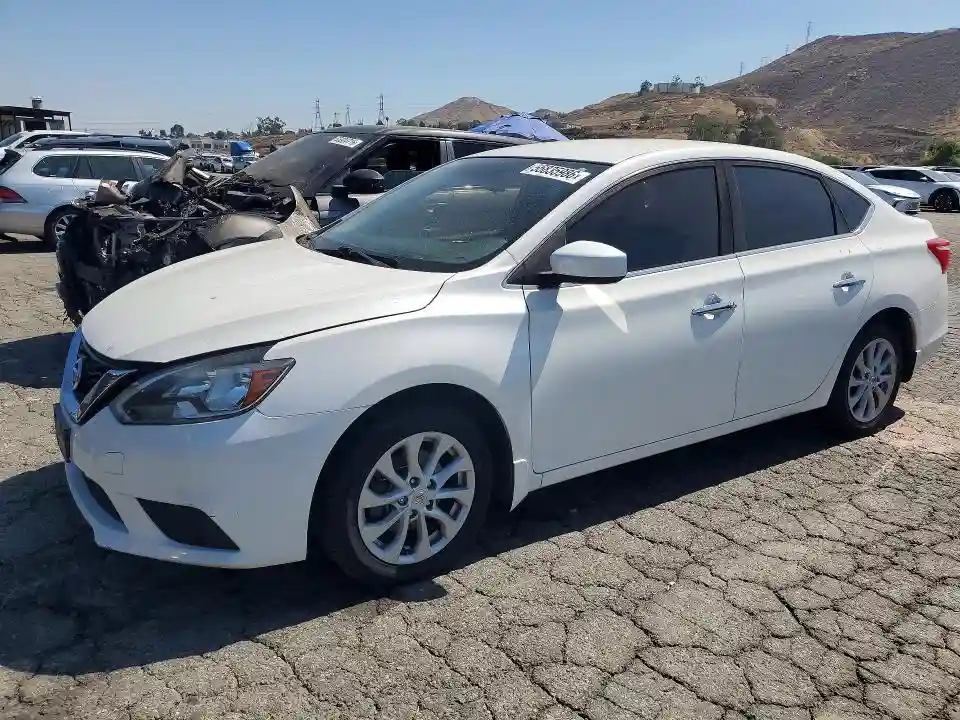 3N1AB7AP9JY214451 2018 NISSAN SENTRA-0