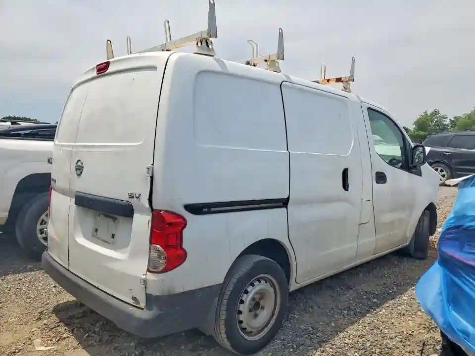 3N6CM0KN0FK717877 2015 NISSAN NV200 SV-2