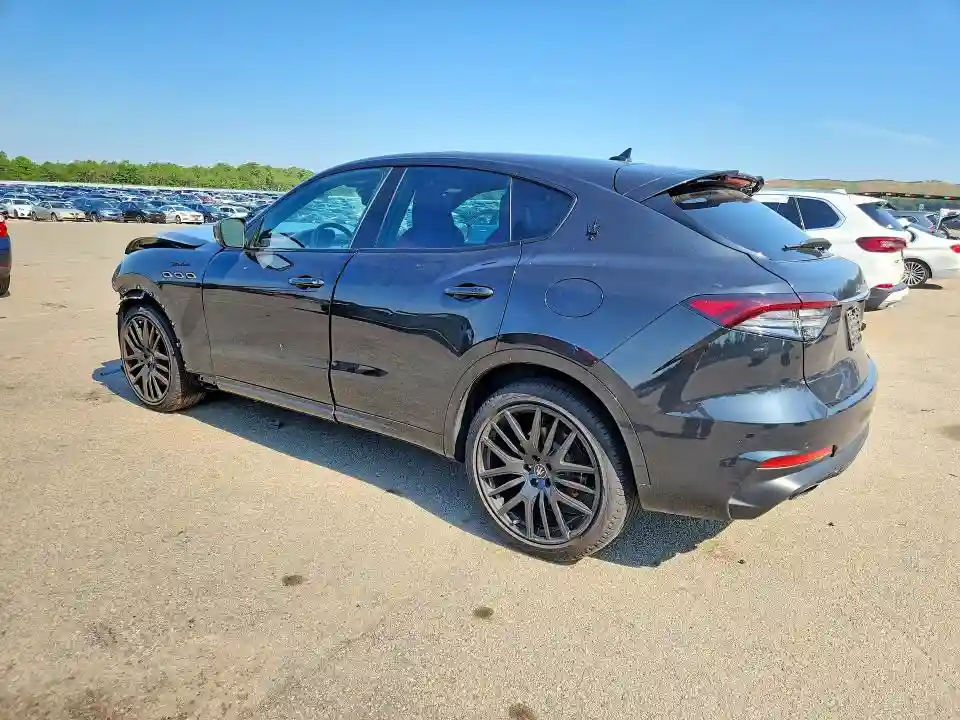 ZN661YUM5NX407988 2022 MASERATI LEVANTE MO-1
