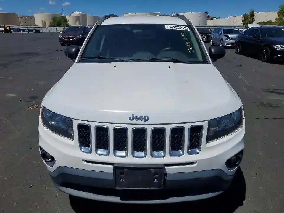 1C4NJCBA1FD143812 2015 JEEP COMPASS-4