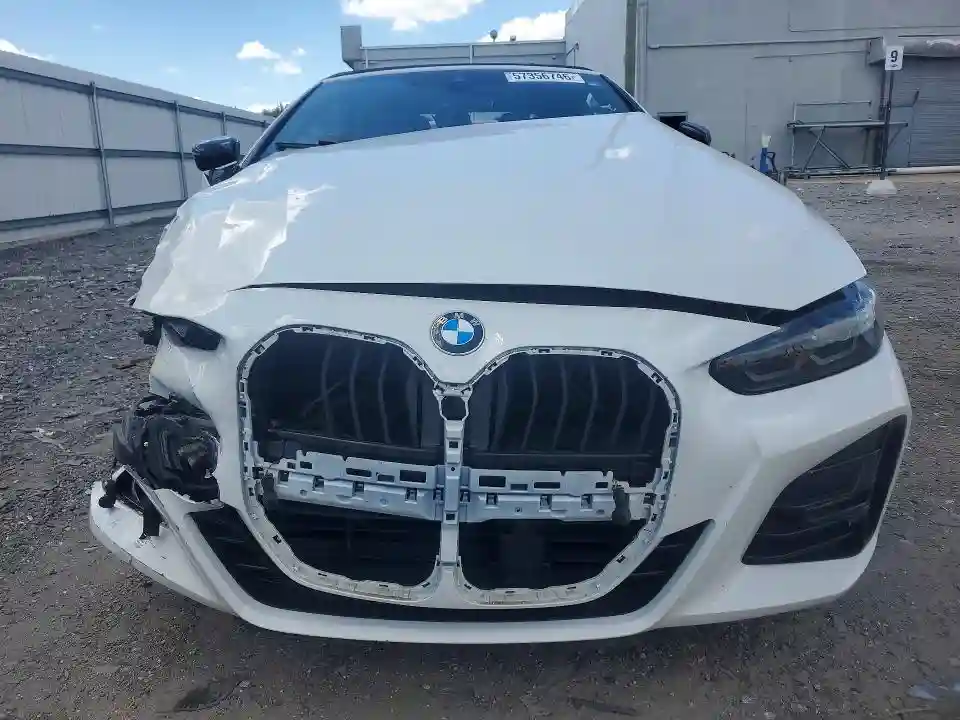 WBA43AT08PCL34745 2023 BMW 4 SERIES-4