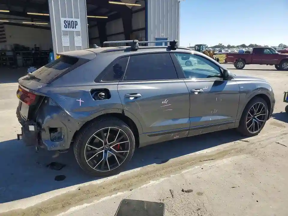 WA1FVBF19MD021963 2021 AUDI Q8-2