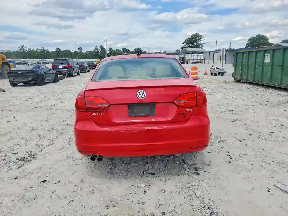 3VWLL7AJ7CM377637 2012 VOLKSWAGEN JETTA-5