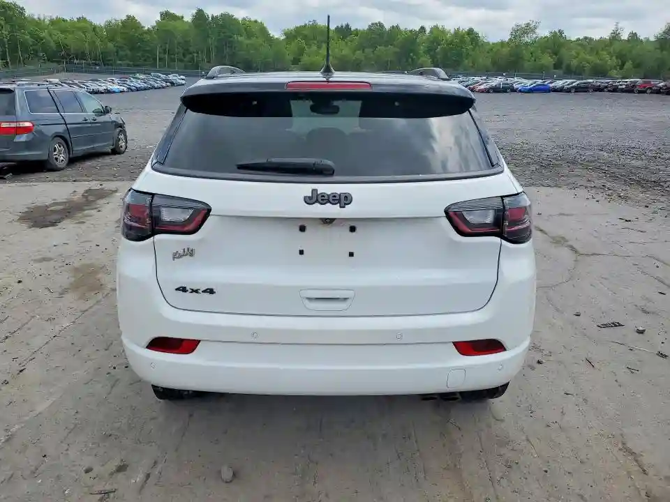 3C4NJDCB5NT115355 2022 JEEP COMPASS-5