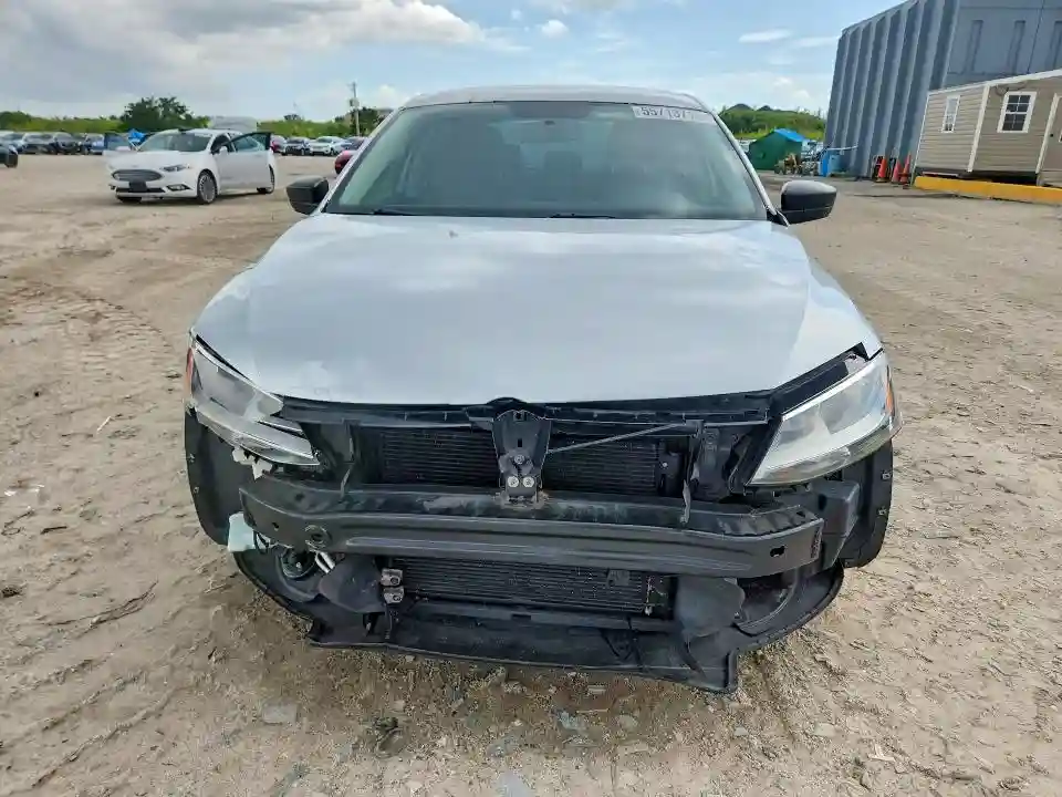 3VW2K7AJ5CM330735 2012 VOLKSWAGEN JETTA BASE-4