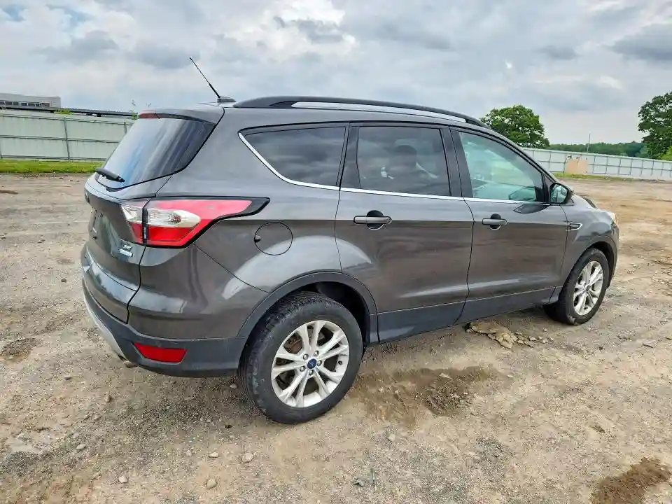 1FMCU0GDXJUD07126 2018 FORD ESCAPE-2