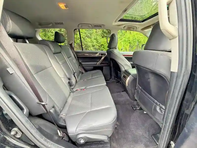 JTJBM7FX2K5218129 2019 LEXUS GX-5
