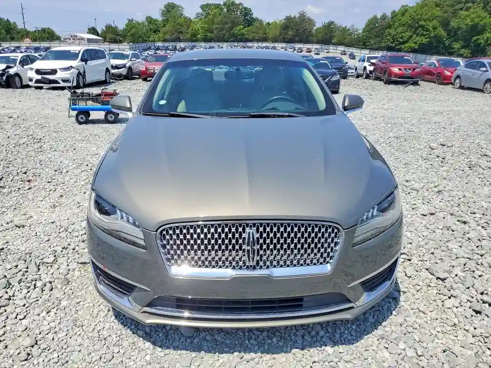 3LN6L5A93HR609389 2017 LINCOLN MKZ-4